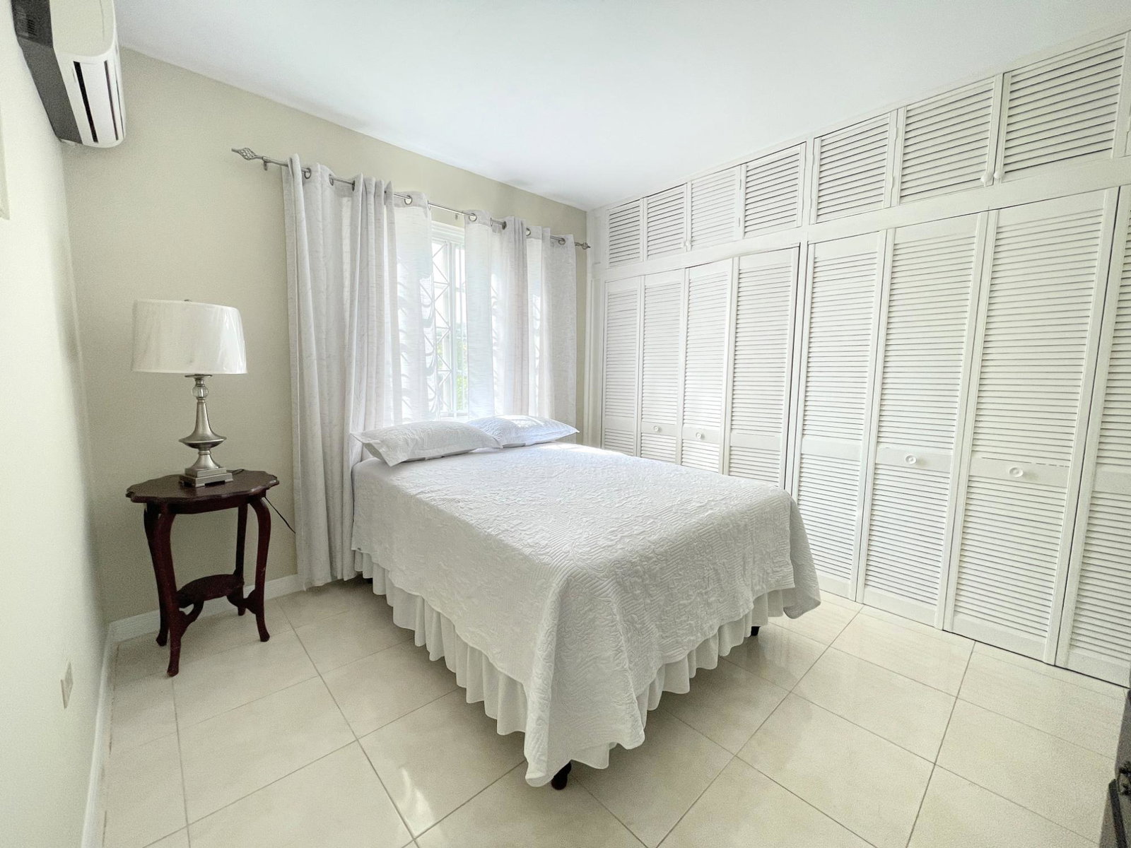 Ninth image of 207-5 Great House Boulevard in Kingston 6, St. Andrew, Jamaica - property is For Rent