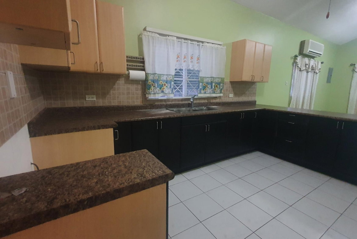 Thirteenth image of H161 San Fernando Place in Caribbean Estates, St. Catherine, Jamaica - property is For Rent
