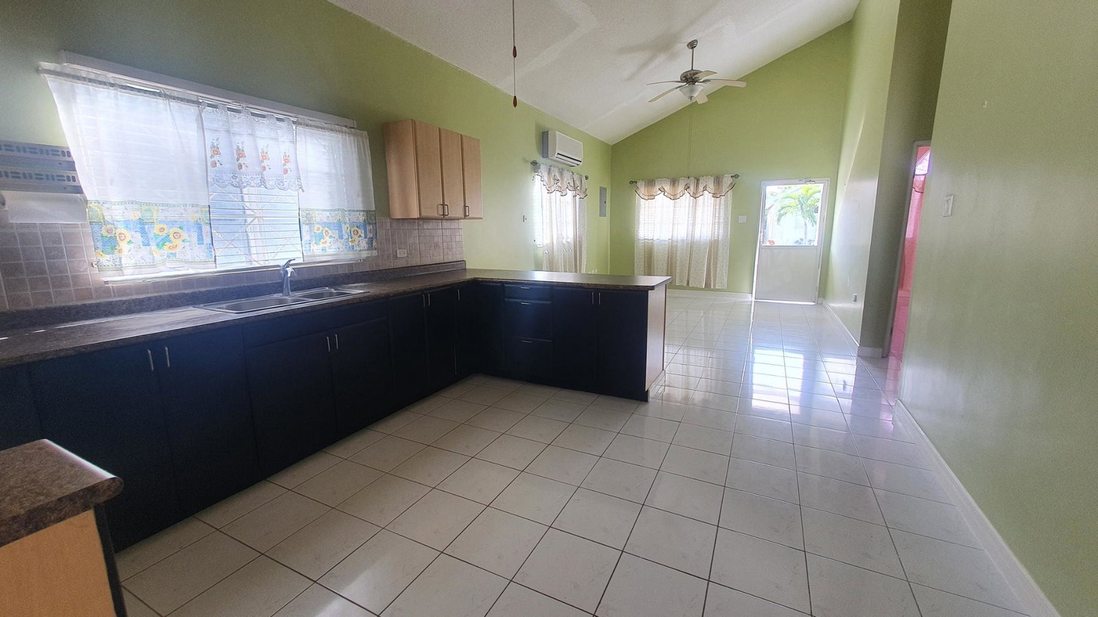 Fourteenth image of H161 San Fernando Place in Caribbean Estates, St. Catherine, Jamaica - property is For Rent