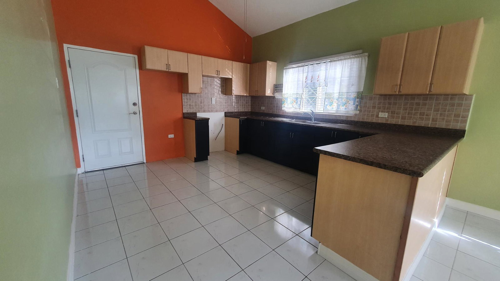 Tenth image of H161 San Fernando Place in Caribbean Estates, St. Catherine, Jamaica - property is For Rent