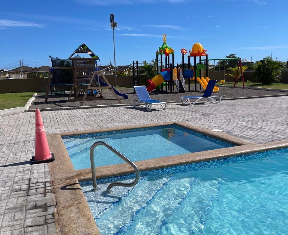Sixteenth image of Colbeck Manor in Colbeck, St. Catherine, Jamaica - property is For Rent