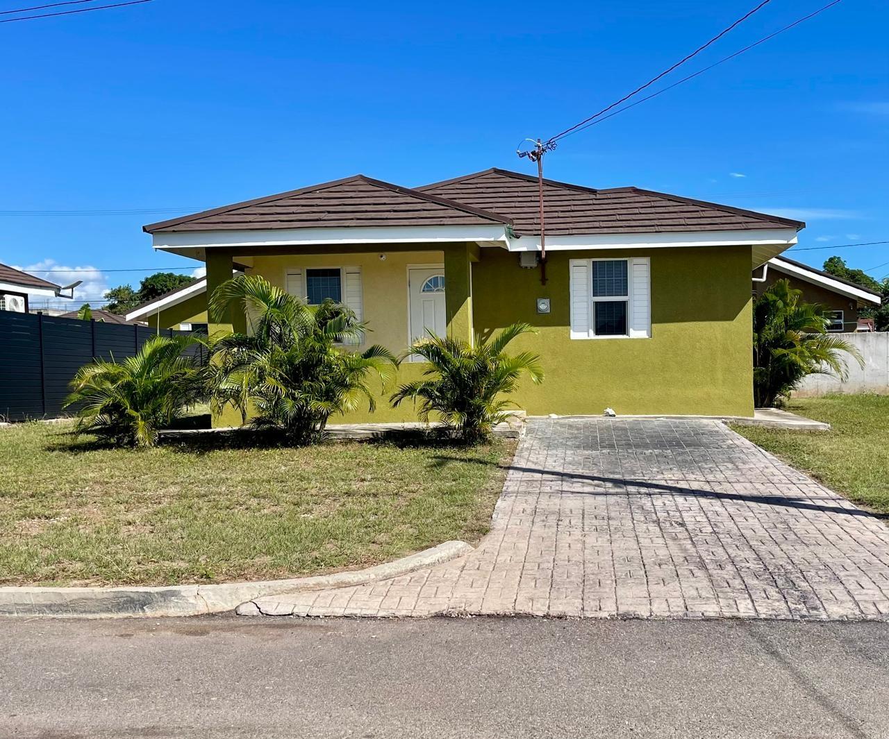 First image of Colbeck Manor in Colbeck, St. Catherine, Jamaica - property is For Rent