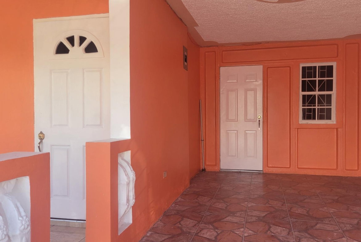 Second image of 220 Sandown Park, 3 North in Greater Portmore, St. Catherine, Jamaica - property is For Rent