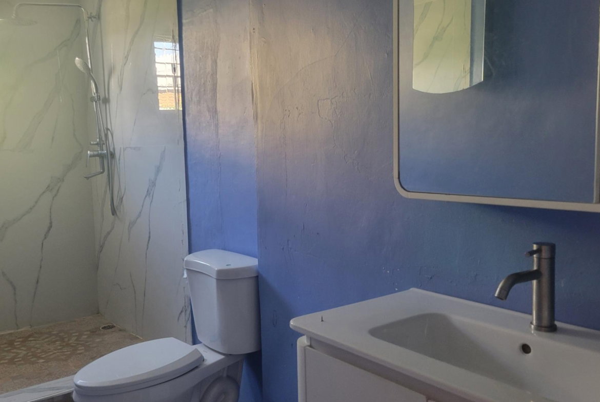 Eleventh image of 220 Sandown Park, 3 North in Greater Portmore, St. Catherine, Jamaica - property is For Rent