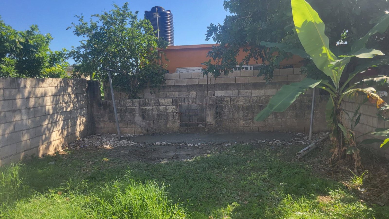 Thirteenth image of 220 Sandown Park, 3 North in Greater Portmore, St. Catherine, Jamaica - property is For Rent