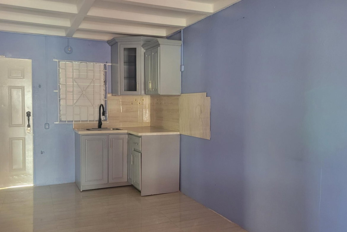 Fifth image of 220 Sandown Park, 3 North in Greater Portmore, St. Catherine, Jamaica - property is For Rent