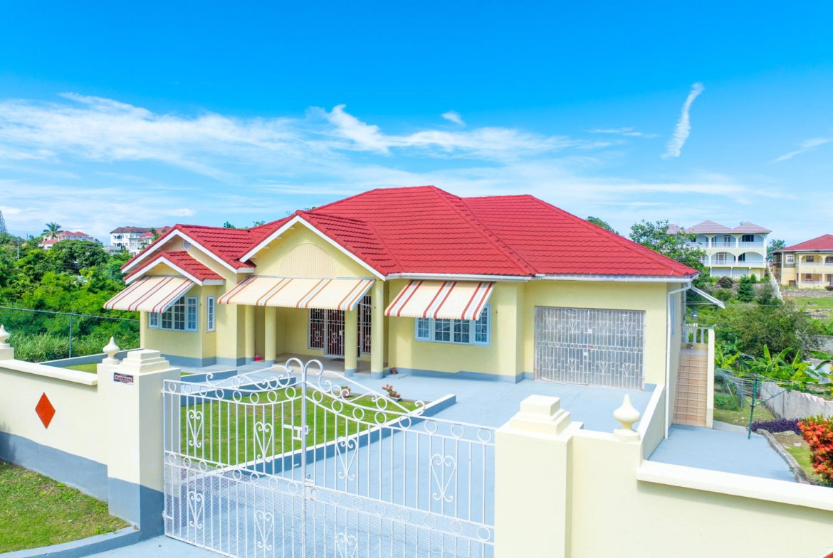 Third image of Huddersfield, St. Mary in Huddersfield Heights, St. Mary, Jamaica - property is For Rent