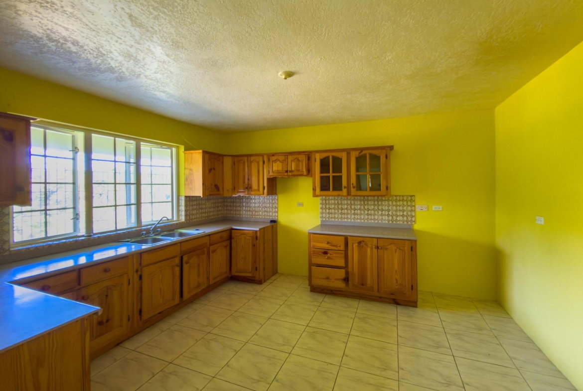Fourth image of Huddersfield, St. Mary in Huddersfield Heights, St. Mary, Jamaica - property is For Rent