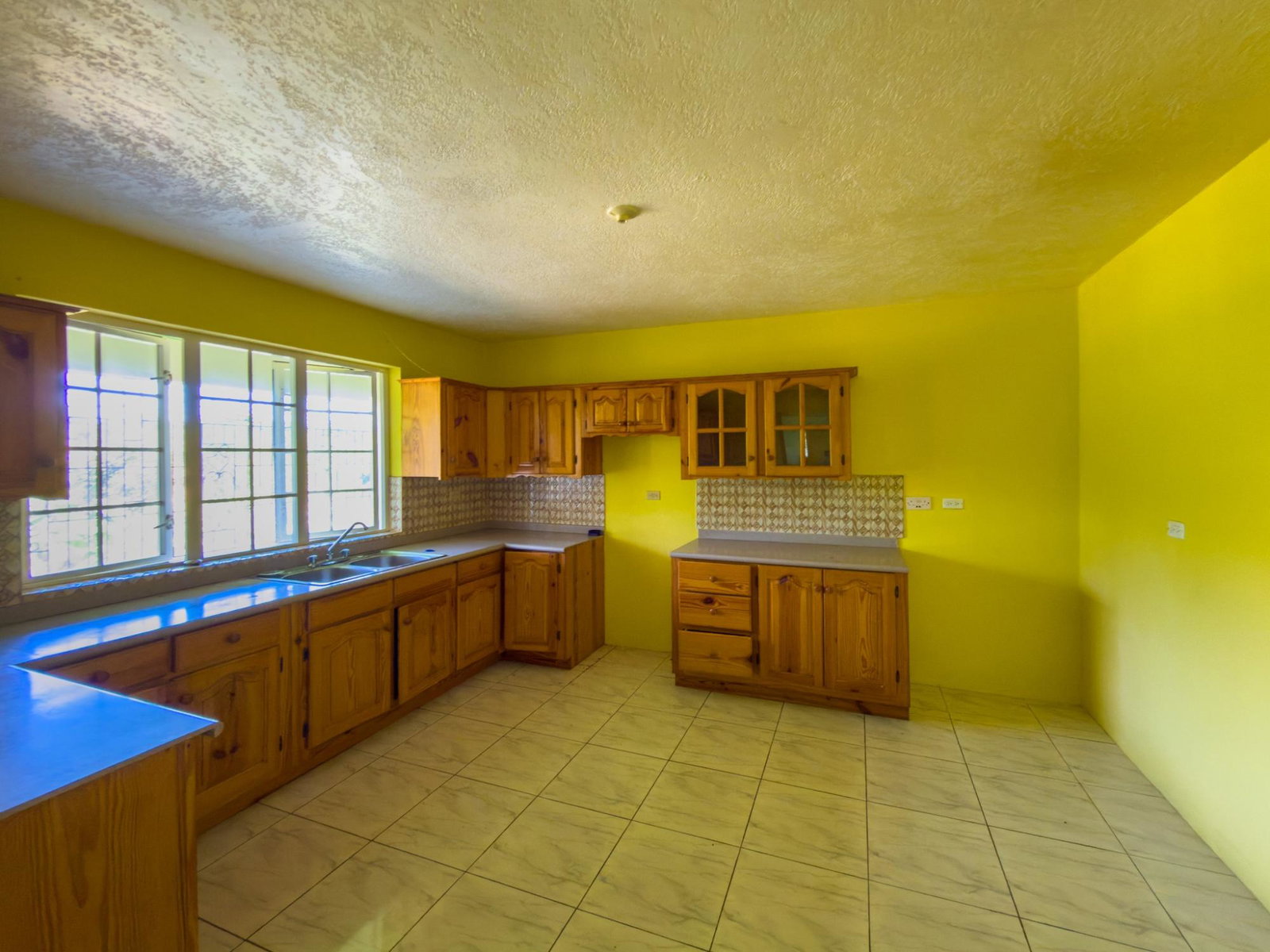 Fourth image of Huddersfield, St. Mary in Huddersfield Heights, St. Mary, Jamaica - property is For Rent