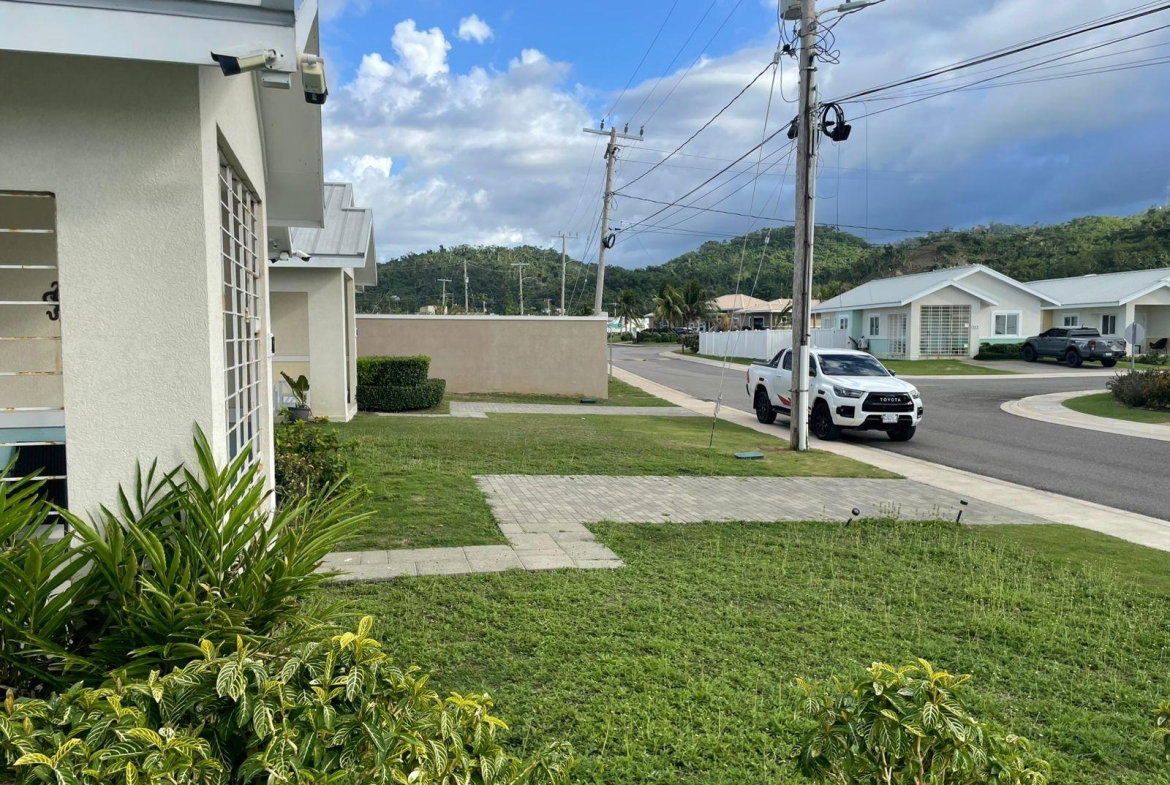 Twentieth image of 283- Ocean Pointe in Lucea, Hanover, Jamaica - property is For Rent