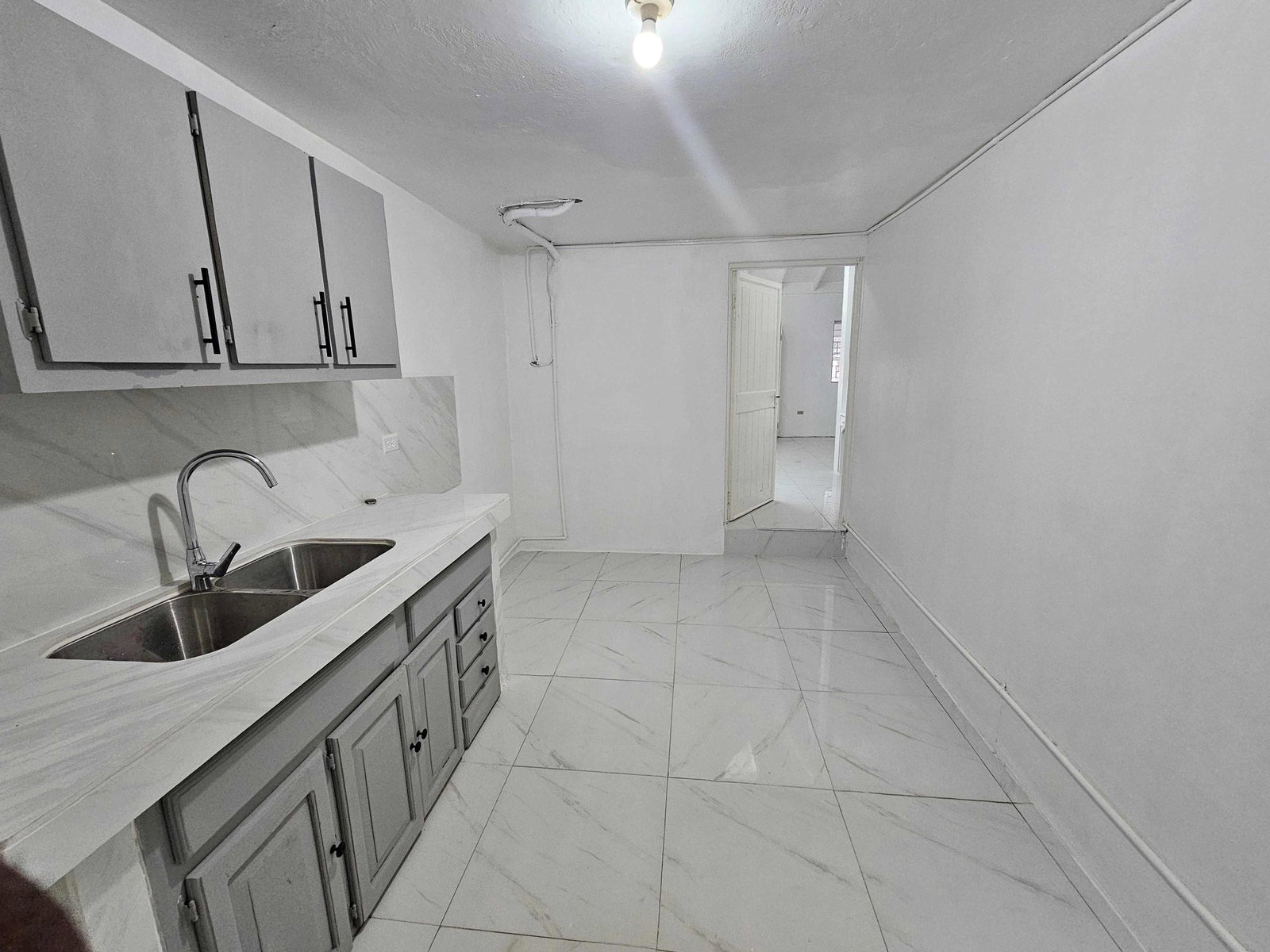 2-Bedroom-House-for-Rent-in-Ocho-Rios-St.-Ann-–-28-Mansfield-Cottage Sixth image of 28 Mansfield Cottage in Ocho Rios, St. Ann, Jamaica - property is For Rent