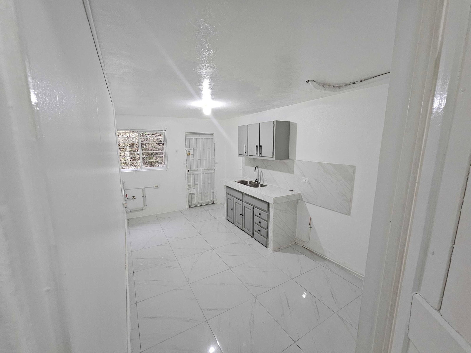 2-Bedroom-House-for-Rent-in-Ocho-Rios-St.-Ann-–-28-Mansfield-Cottage Tenth image of 28 Mansfield Cottage in Ocho Rios, St. Ann, Jamaica - property is For Rent