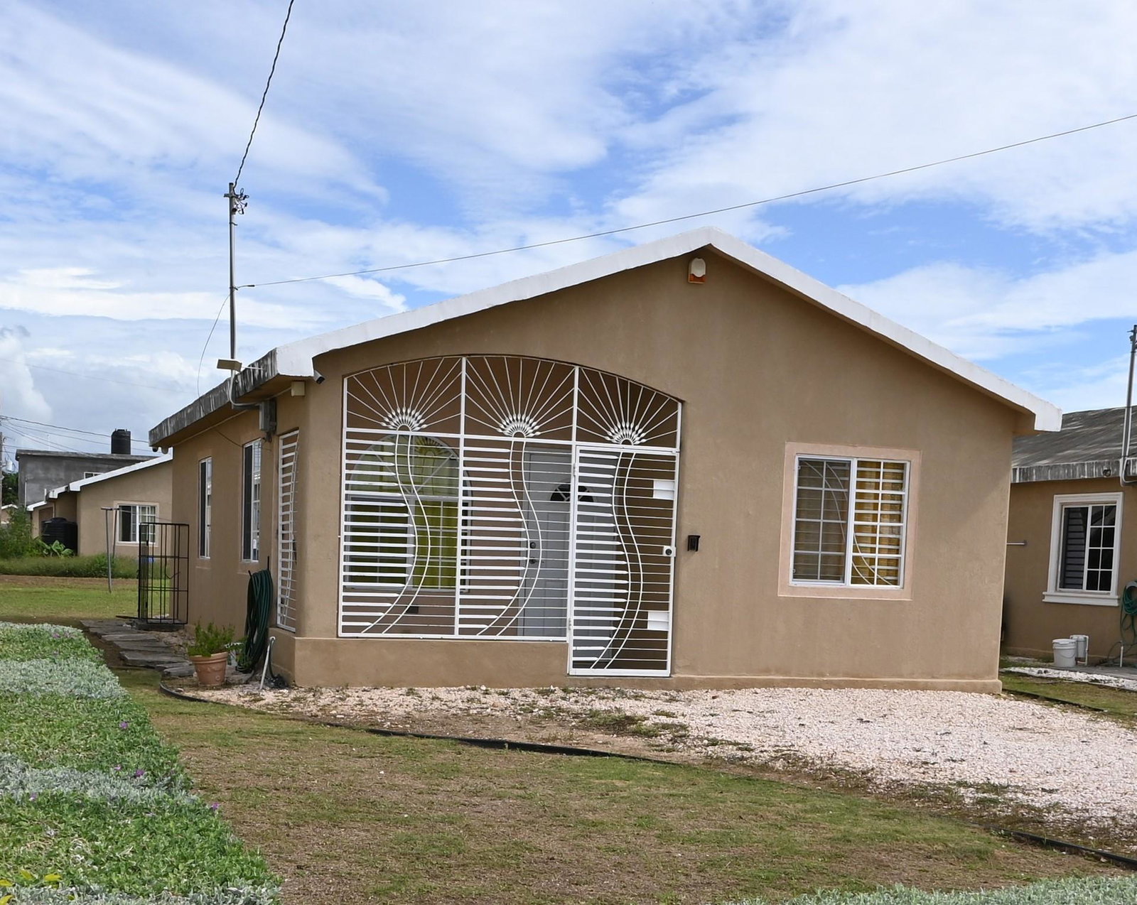 First image of 1512- Phoenix Park Boulevard in Phoenix Park, St. Catherine, Jamaica - property is For Rent