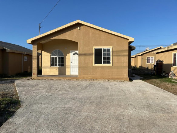 First image of 84- Phoenix Park Village 2 ph in Greater Portmore, St. Catherine, Jamaica - property is For Rent