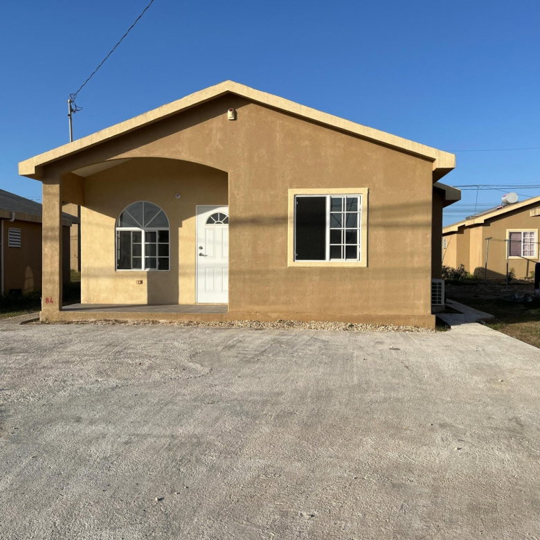 First image of 84- Phoenix Park Village 2 ph in Greater Portmore, St. Catherine, Jamaica - property is For Rent