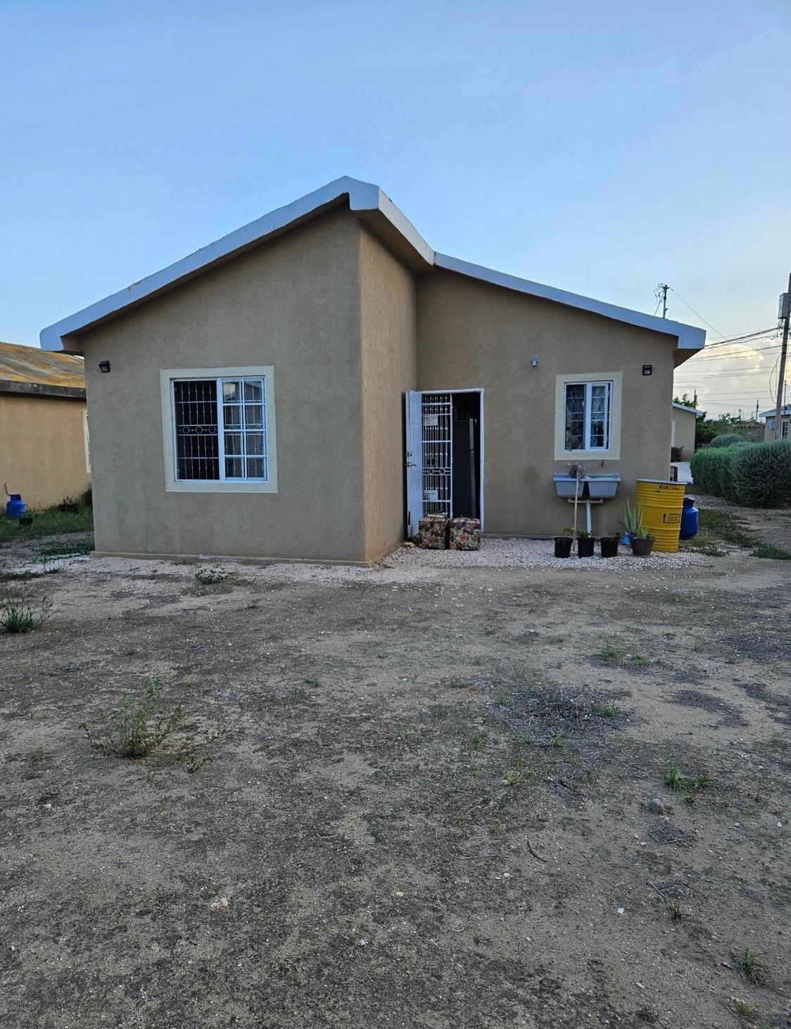 Ninth image of 460 Phoenix Park Village in Phoenix Park, St. Catherine, Jamaica - property is For Rent