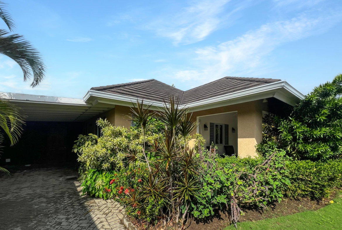 Fourteenth image of 381 Coolshade, Richmond Estat in Richmond, St. Ann, Jamaica - property is For Rent