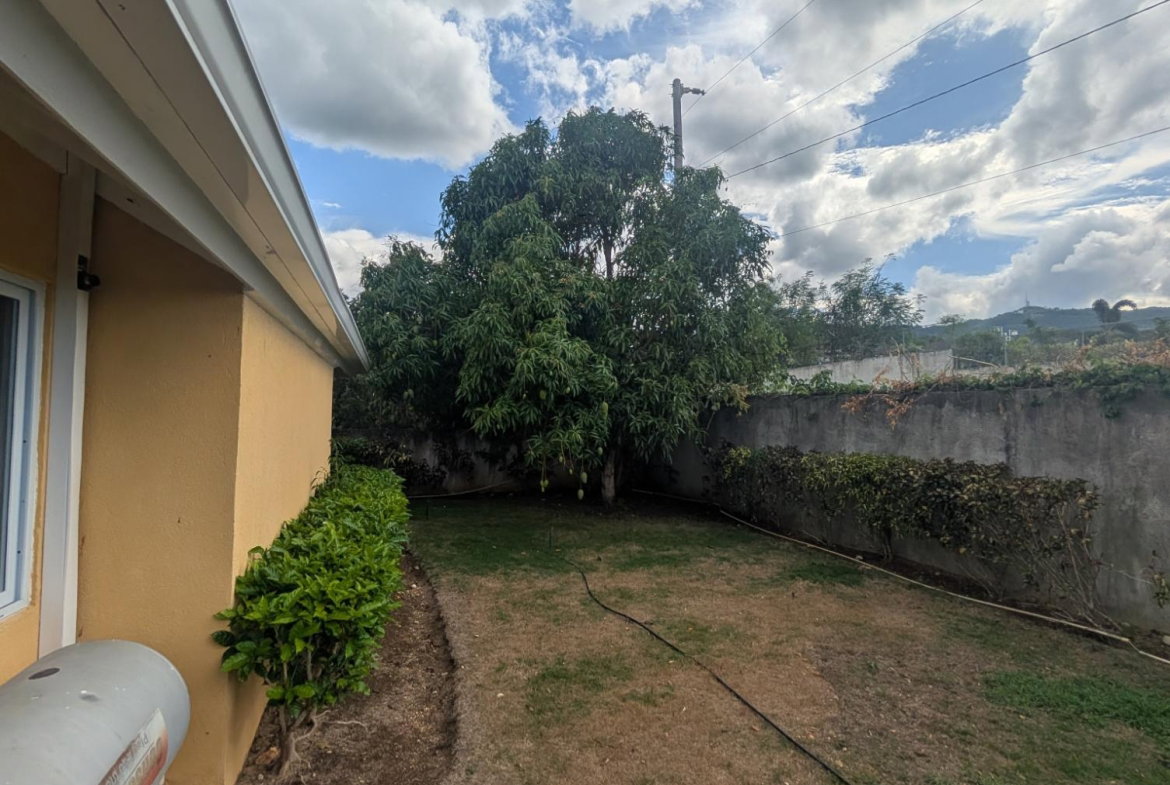 Sixteenth image of Breadfruit Avenue in Richmond, St. Ann, Jamaica - property is For Rent