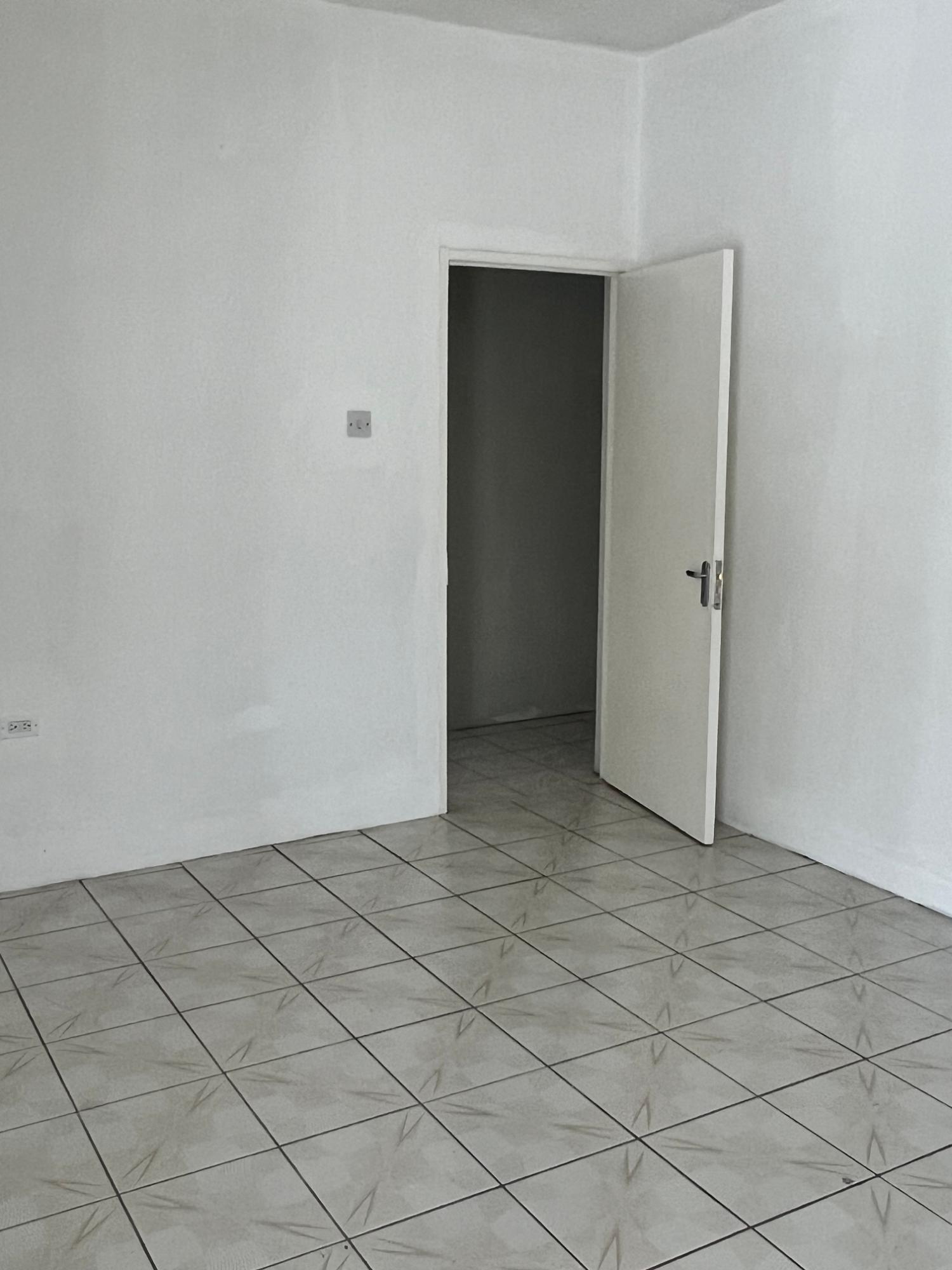 Sixth image of 10 Hurlingham Avenue in Kingston 19, St. Andrew, Jamaica - property is For Rent