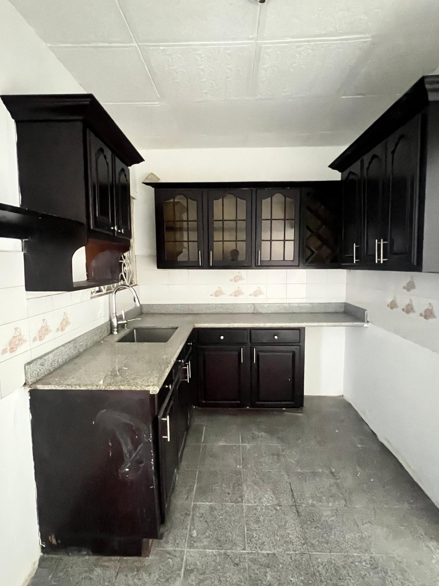 Ninth image of 10 Hurlingham Avenue in Kingston 19, St. Andrew, Jamaica - property is For Rent