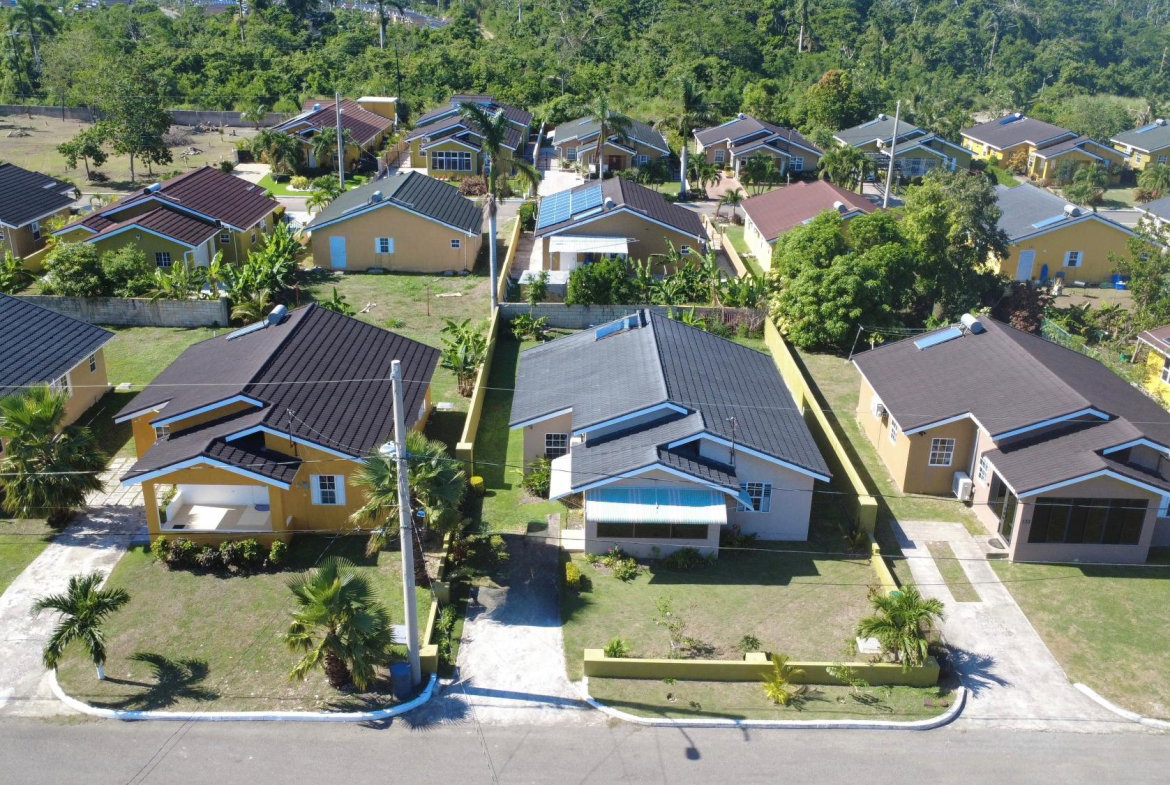 First image of 334-calabashdr Draxhall Country Club in Drax Hall Estate, St. Ann, Jamaica - property is For Rent