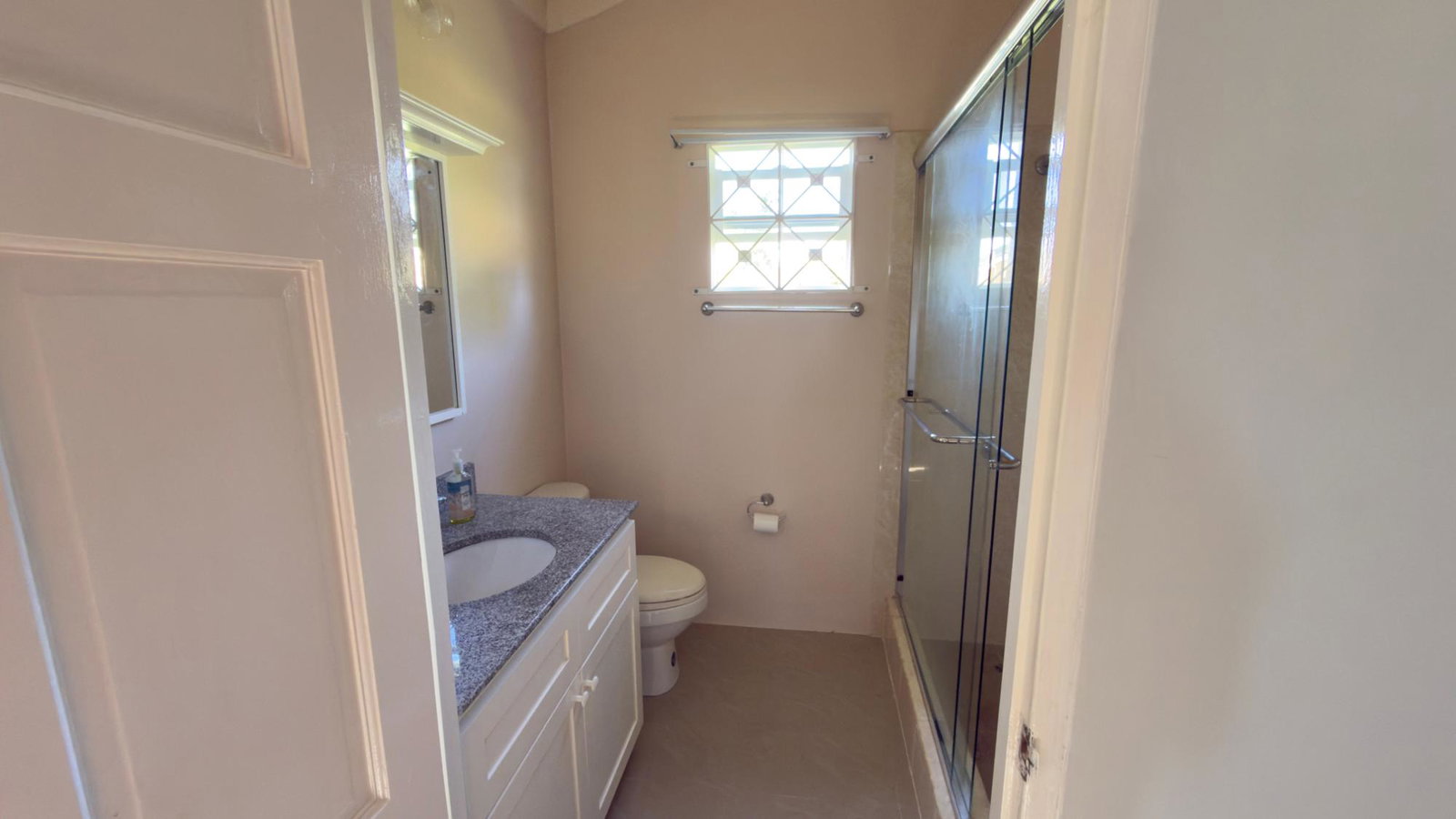 Fourteenth image of 334-calabashdr Draxhall Country Club in Drax Hall Estate, St. Ann, Jamaica - property is For Rent