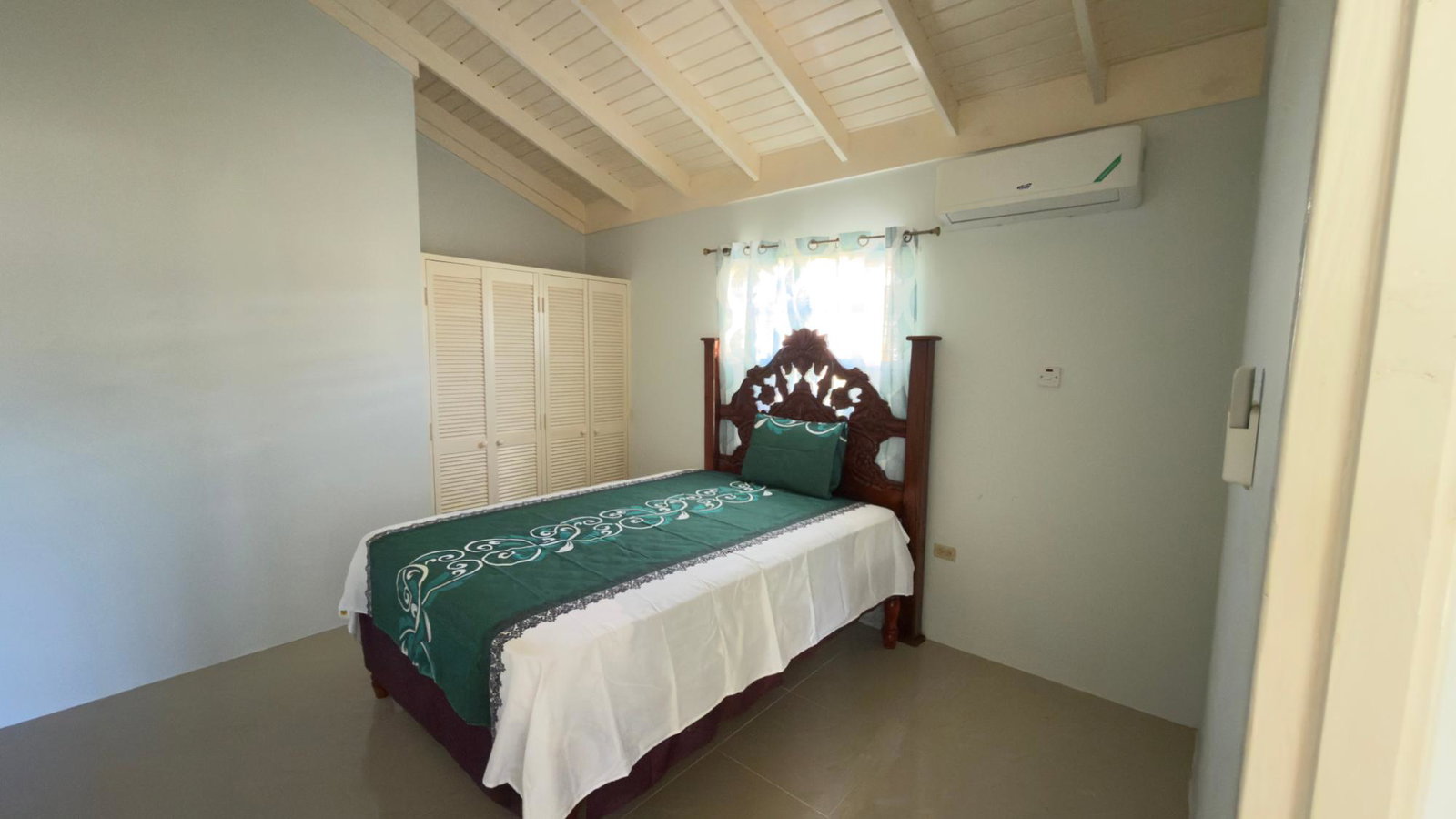 Fifteenth image of 334-calabashdr Draxhall Country Club in Drax Hall Estate, St. Ann, Jamaica - property is For Rent