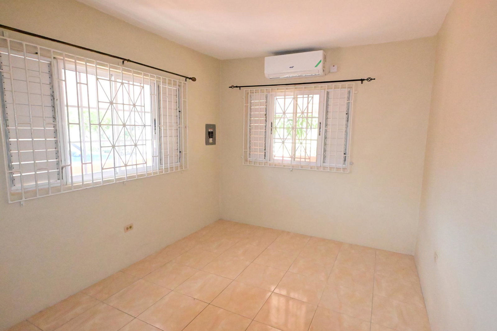Fourth image of 481- South West 22nd Way in Greater Portmore, St. Catherine, Jamaica - property is For Rent