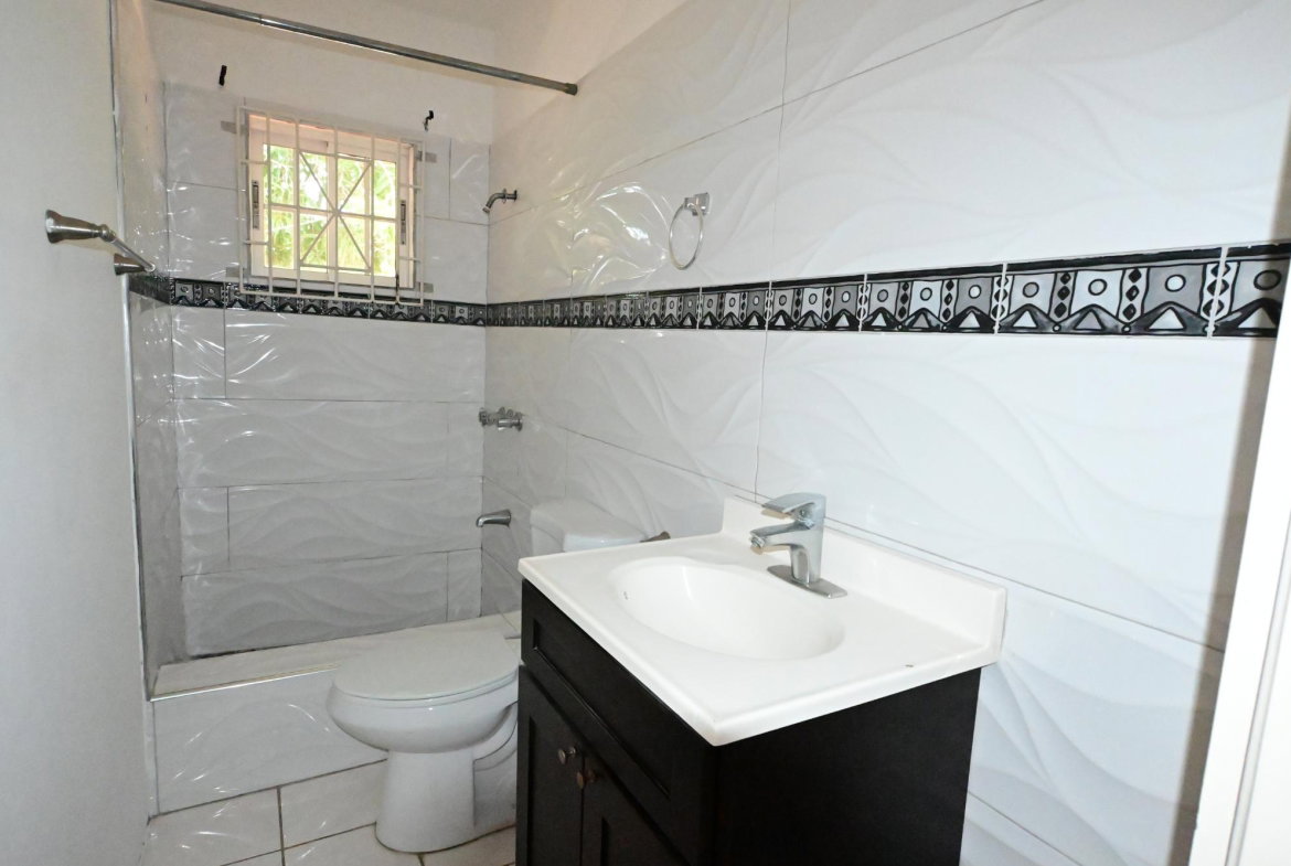 Fifth image of 481- South West 22nd Way in Greater Portmore, St. Catherine, Jamaica - property is For Rent