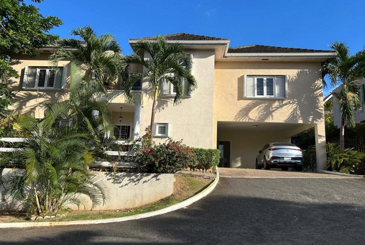 Second image of 2-1 Upper Carmel Close in Kingston 8, St. Andrew, Jamaica - property is For Rent