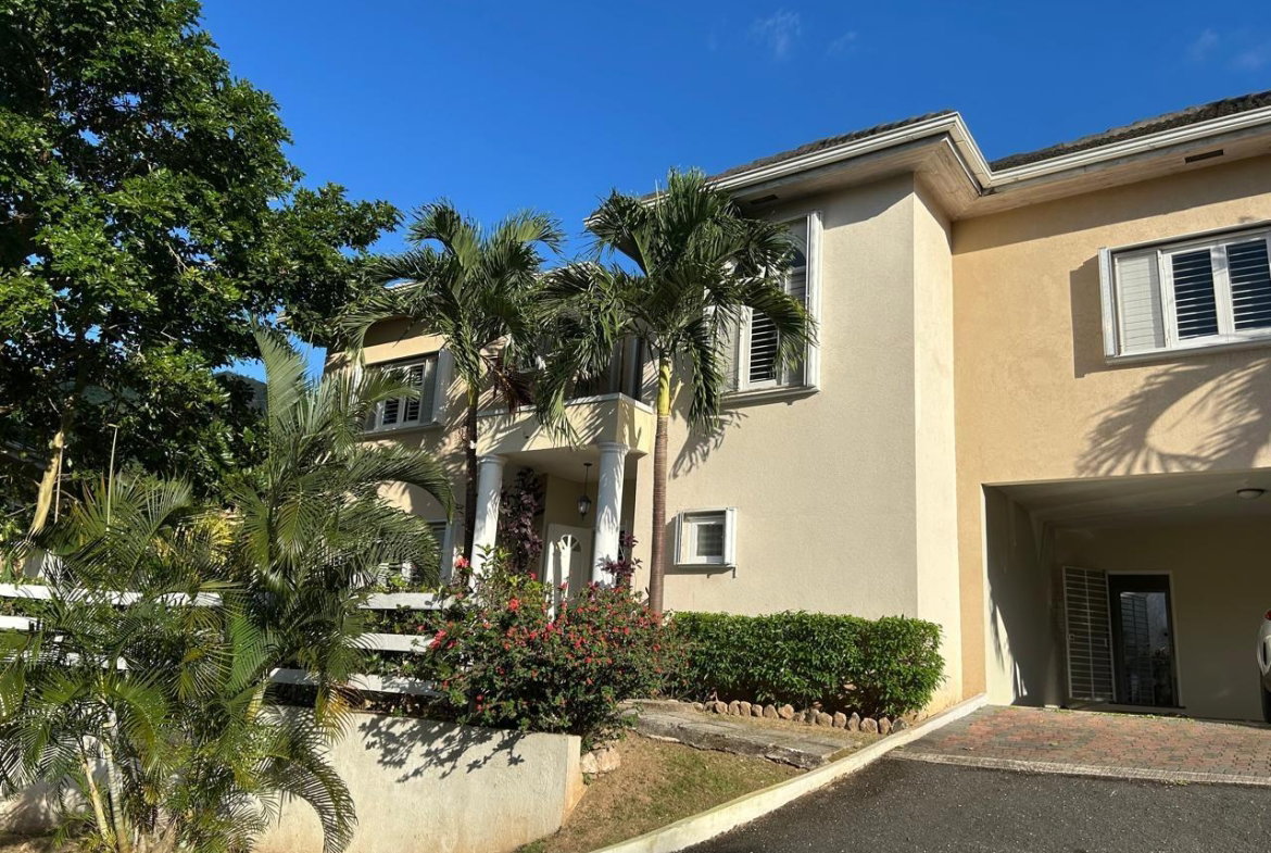 First image of 2-1 Upper Carmel Close in Kingston 8, St. Andrew, Jamaica - property is For Rent