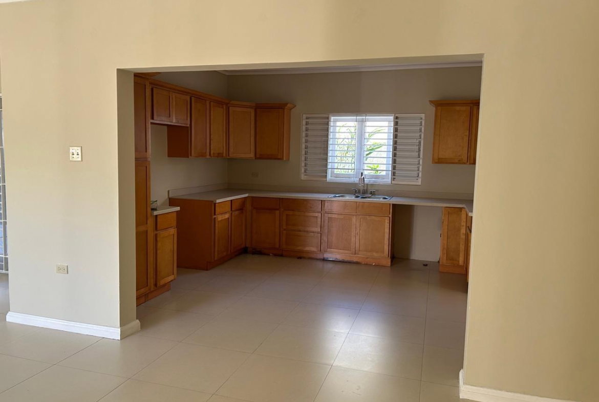 Tenth image of 2-1 Upper Carmel Close in Kingston 8, St. Andrew, Jamaica - property is For Rent