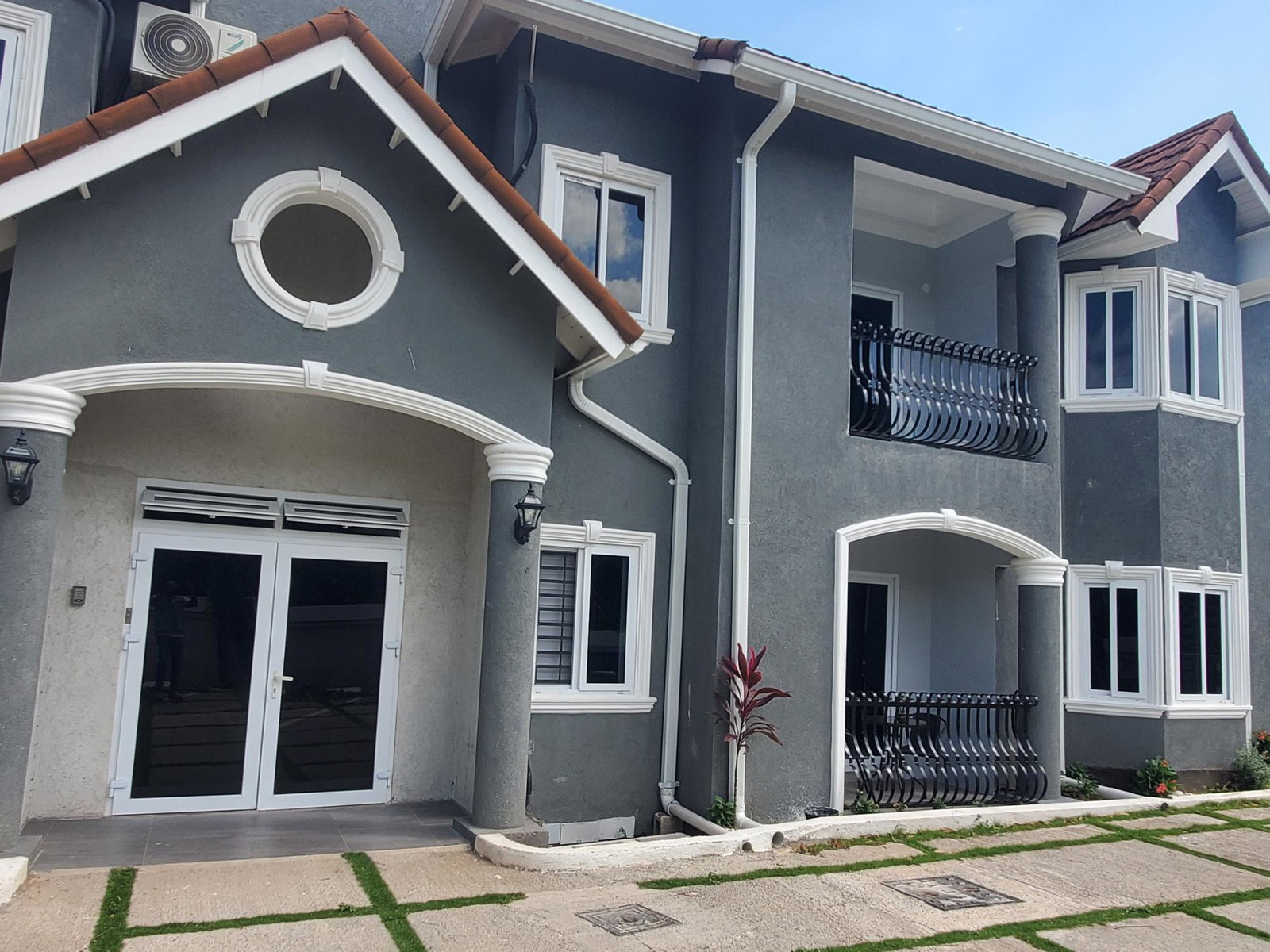 Third image of 13-129 Meadowbrook in Kingston 19, St. Andrew, Jamaica - property is For Rent