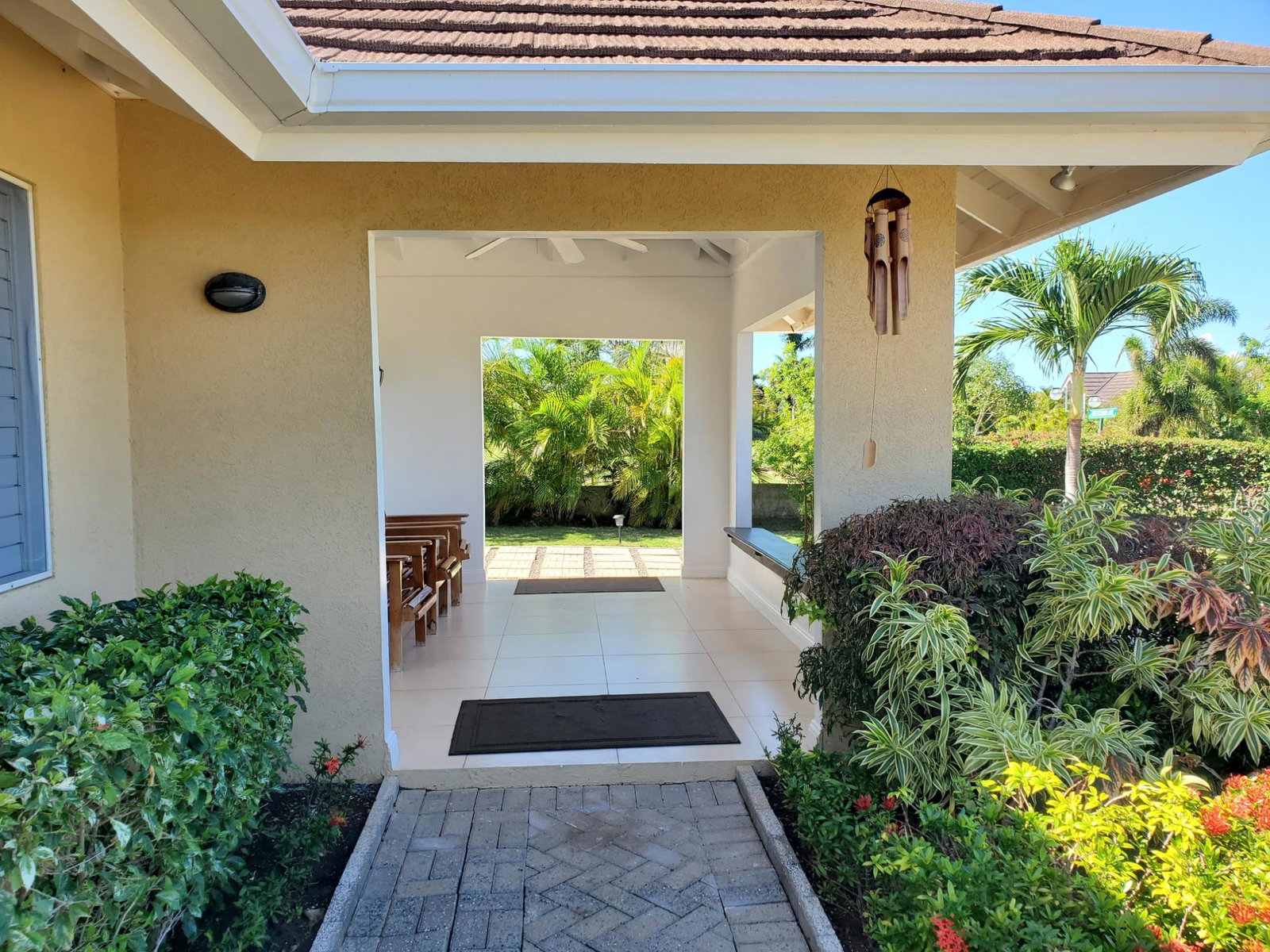 Beautiful-Furnished-3-Bedroom-House-for-Rent-in-St.-Ann-Jamaica-Secure-Gated-Community Fourth image of 572 Heleconia in Richmond, St. Ann, Jamaica - property is For Rent