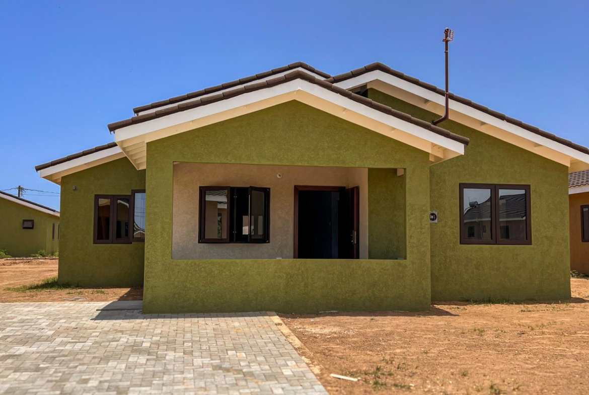 Second image of 196 Oak Estate in Greater Portmore, St. Catherine, Jamaica - property is For Rent