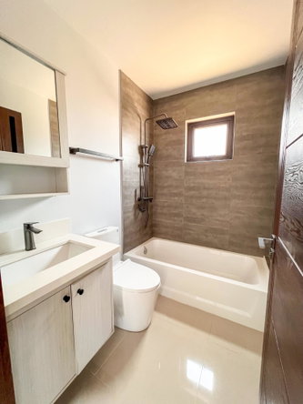 Eleventh image of 196 Oak Estate in Greater Portmore, St. Catherine, Jamaica - property is For Rent