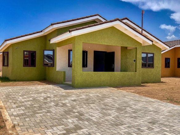 First image of 196 Oak Estate in Greater Portmore, St. Catherine, Jamaica - property is For Rent