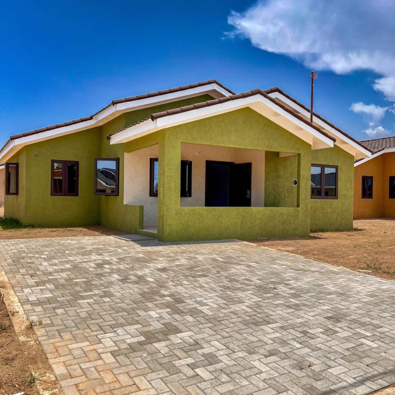 First image of 196 Oak Estate in Greater Portmore, St. Catherine, Jamaica - property is For Rent