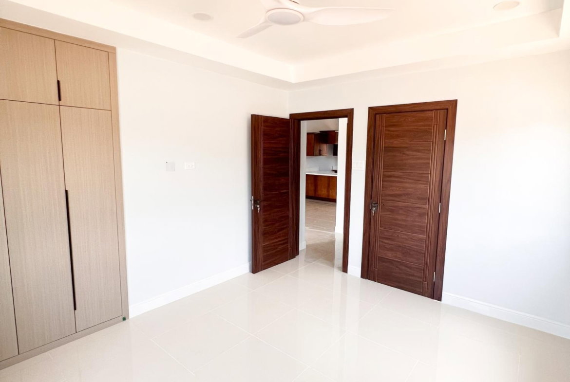 Ninth image of 196 Oak Estate in Greater Portmore, St. Catherine, Jamaica - property is For Rent