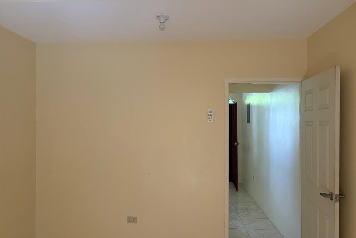 Tenth image of 1 Glendon Circle, Hope Past in Kingston 6, St. Andrew, Jamaica - property is For Rent