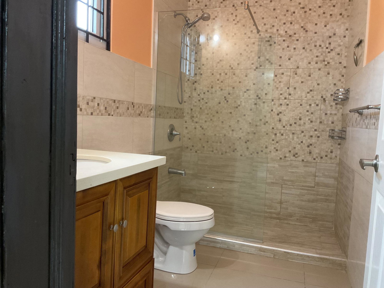 Charming-2-Bed-Apartment-for-Rent-at-8-11-Park-Avenue-St.-Andrew-Jamaica Thirteenth image of 8-11 Park Avenue in Kingston 19, St. Andrew, Jamaica - property is For Rent