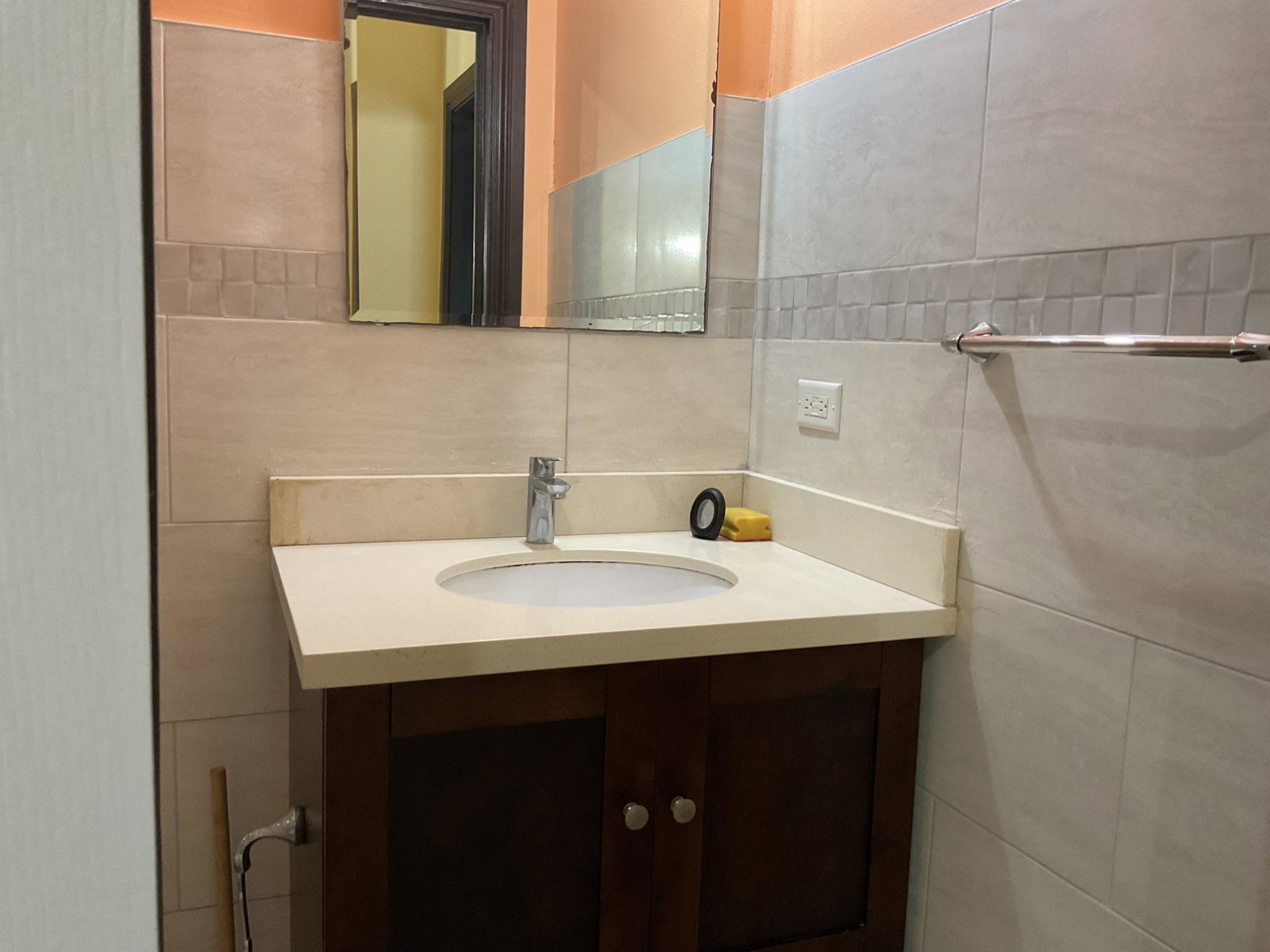 Charming-2-Bed-Apartment-for-Rent-at-8-11-Park-Avenue-St.-Andrew-Jamaica Fourteenth image of 8-11 Park Avenue in Kingston 19, St. Andrew, Jamaica - property is For Rent