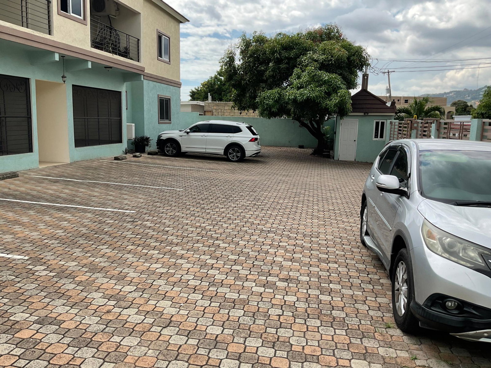 Charming-2-Bed-Apartment-for-Rent-at-8-11-Park-Avenue-St.-Andrew-Jamaica Eighteenth image of 8-11 Park Avenue in Kingston 19, St. Andrew, Jamaica - property is For Rent