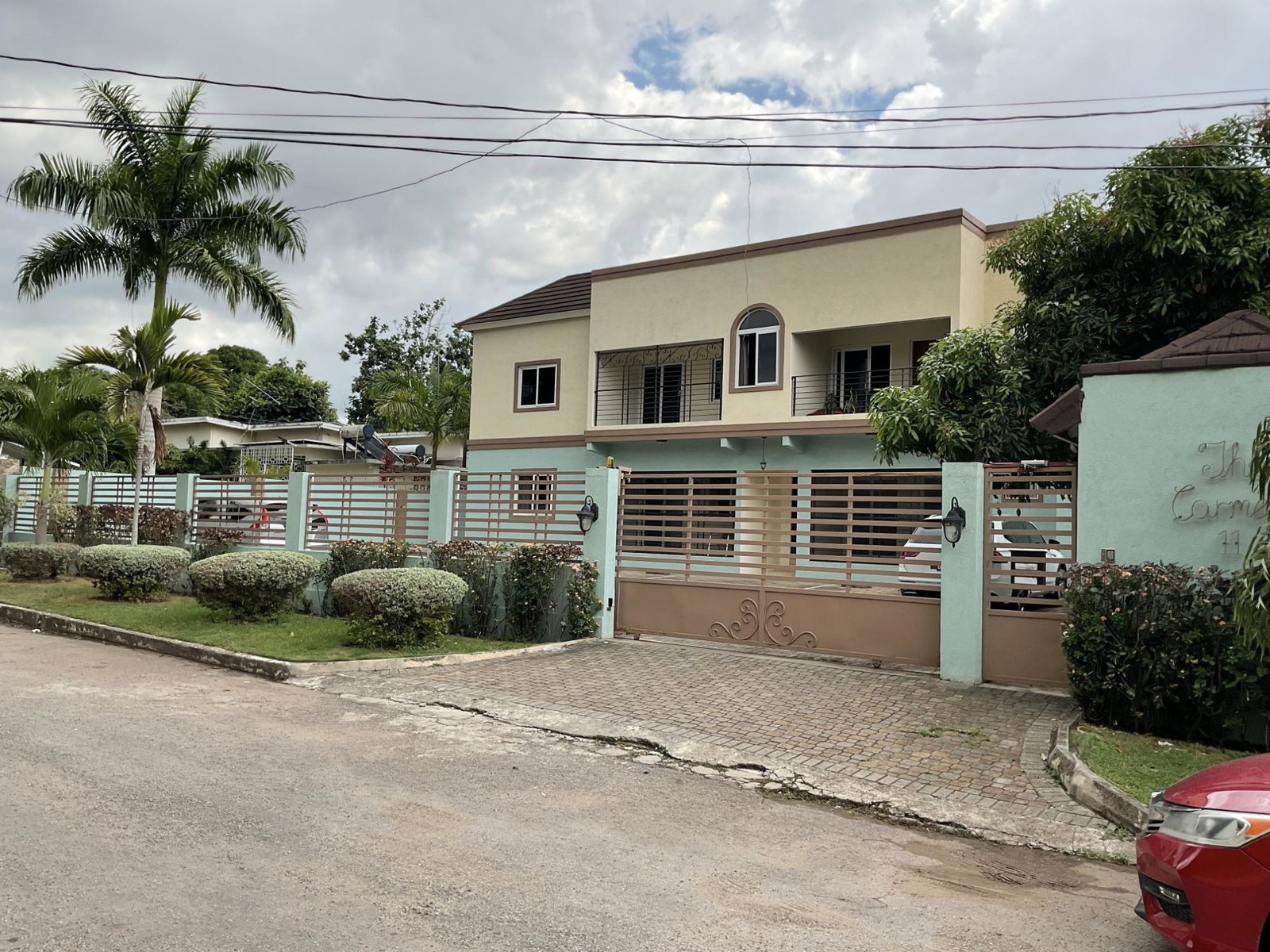 Charming-2-Bed-Apartment-for-Rent-at-8-11-Park-Avenue-St.-Andrew-Jamaica Nineteenth image of 8-11 Park Avenue in Kingston 19, St. Andrew, Jamaica - property is For Rent