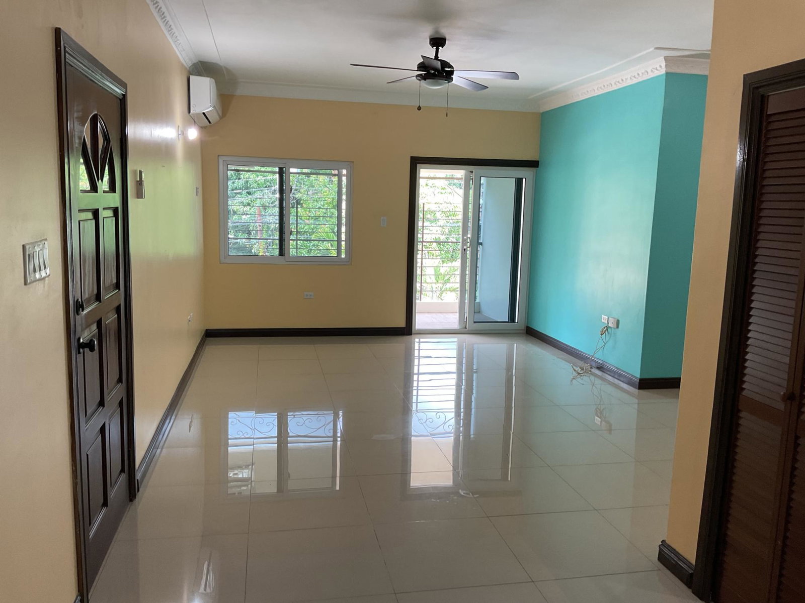 Charming-2-Bed-Apartment-for-Rent-at-8-11-Park-Avenue-St.-Andrew-Jamaica Eighth image of 8-11 Park Avenue in Kingston 19, St. Andrew, Jamaica - property is For Rent