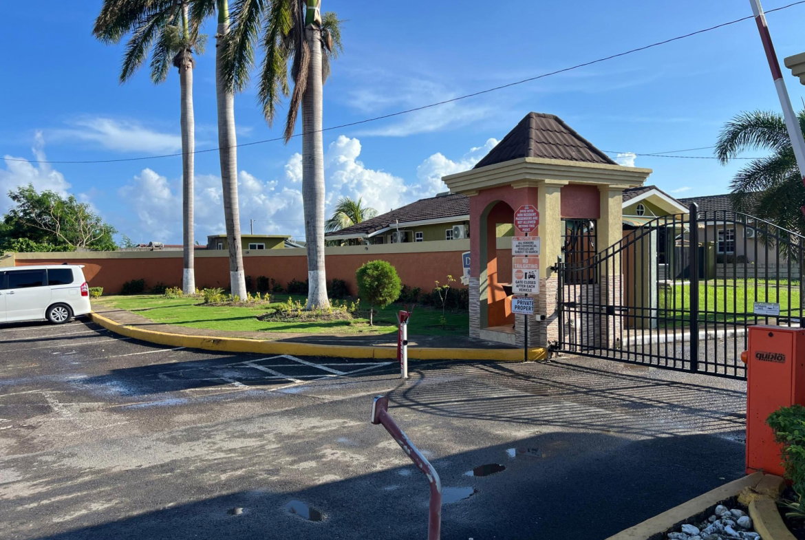 Tenth image of 5 Draxhall Country Club in Drax Hall Estate, St. Ann, Jamaica - property is For Rent