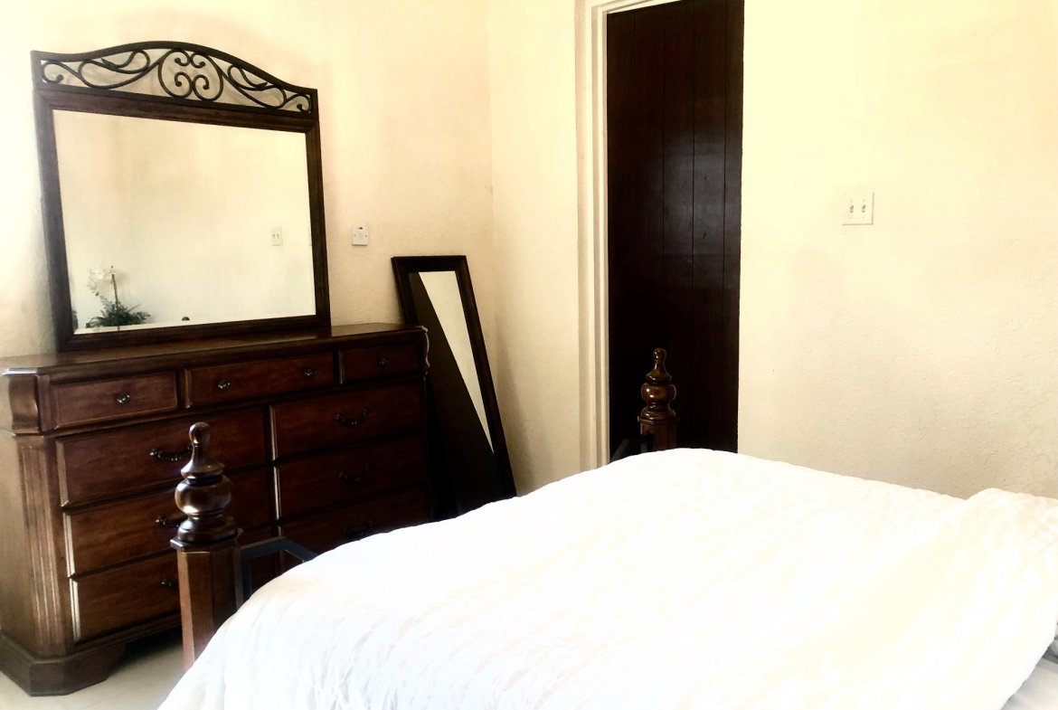 Seventeenth image of 41-9-11 Washington Drive, Kingsto in Kingston 10, St. Andrew, Jamaica - property is For Rent