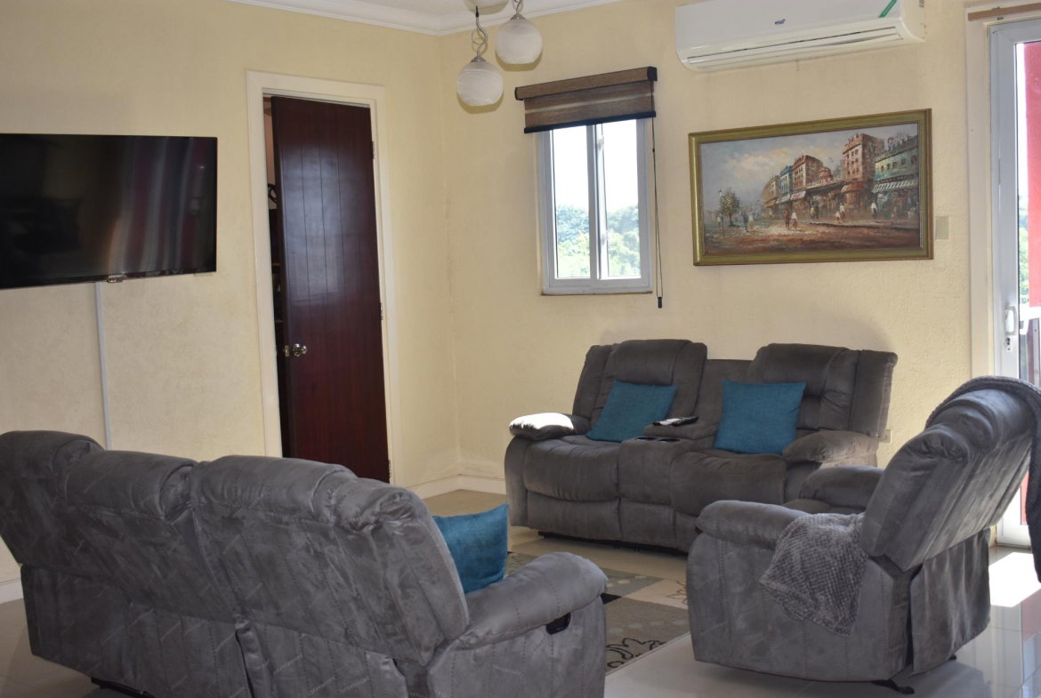 Tenth image of 41-9-11 Washington Drive, Kingsto in Kingston 10, St. Andrew, Jamaica - property is For Rent