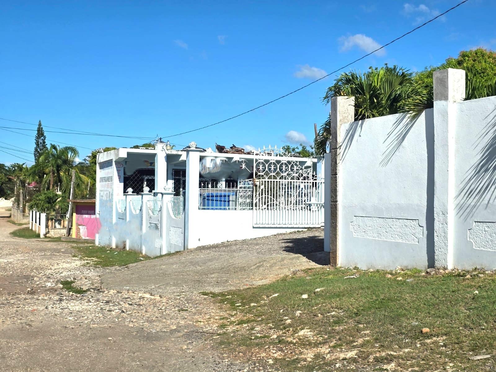 Fifth image of 20 Palmetto Pen, Palmers cr in Palmers Cross, Clarendon, Jamaica - property is For Sale