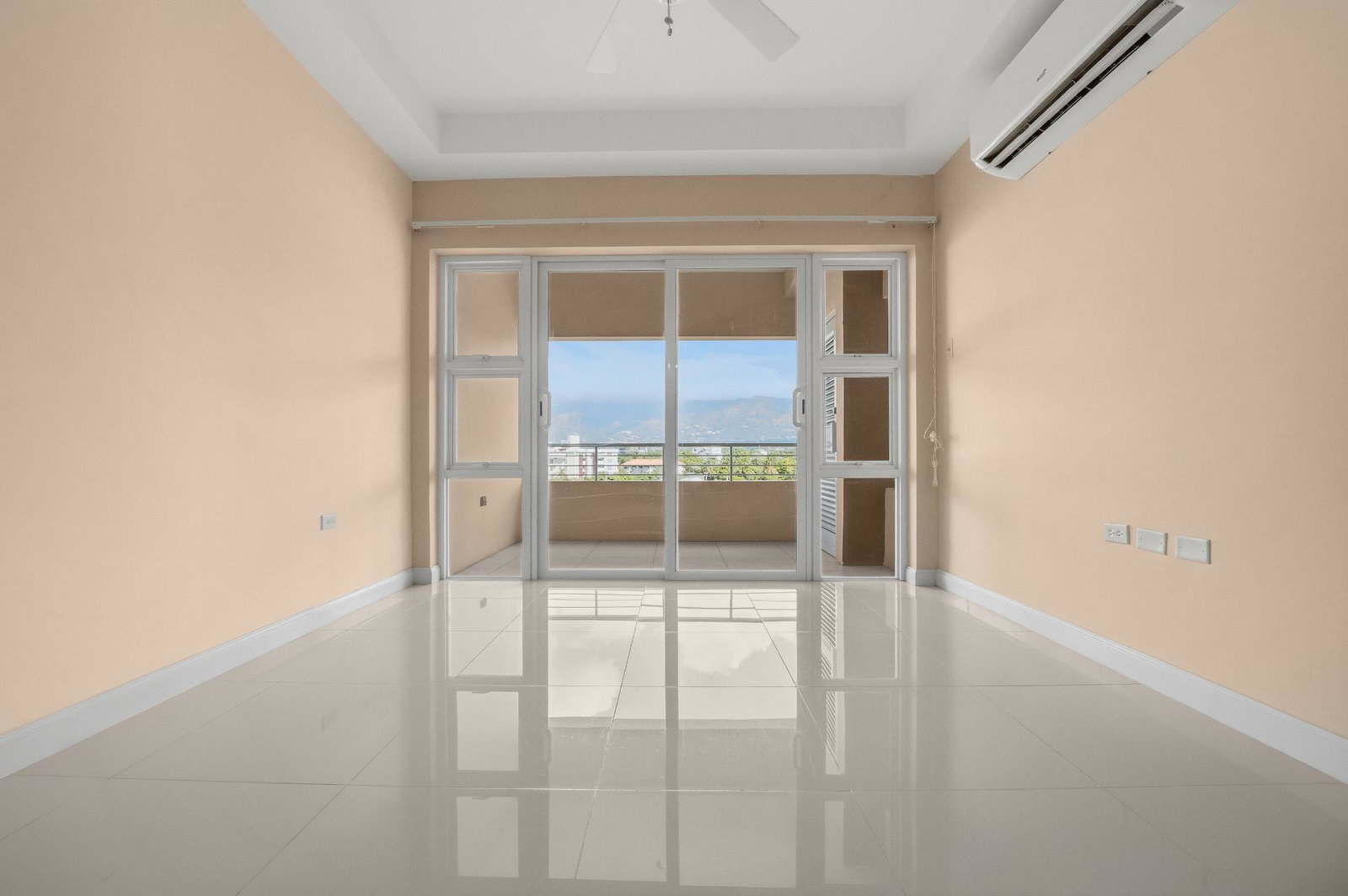 Elegant-1-Bed-Apartment-for-Rent-at-Ruthven-Towers-St.-Andrew-Jamaica Thirteenth image of 606-1-3 Ruthven Road in Kingston 10, St. Andrew, Jamaica - property is For Rent